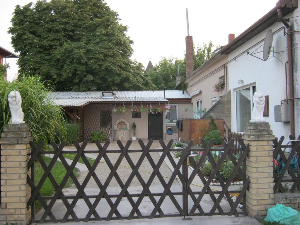Kitti Apartman Balatonboglár Pokój zdjęcie
